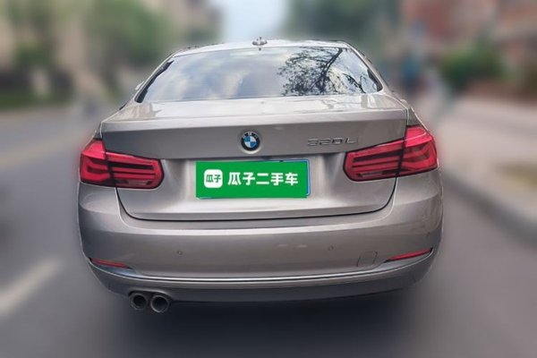 BMW 3 Series 2018, 100800 км, за 11585 USD