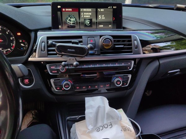 BMW 3 Series 2018, 175400 км, за 10535 USD - фото 14
