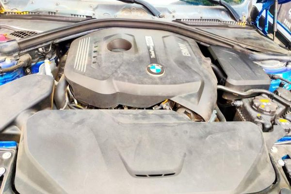 BMW 3 Series 2018, 93300 км, за 12132 USD - фото 21