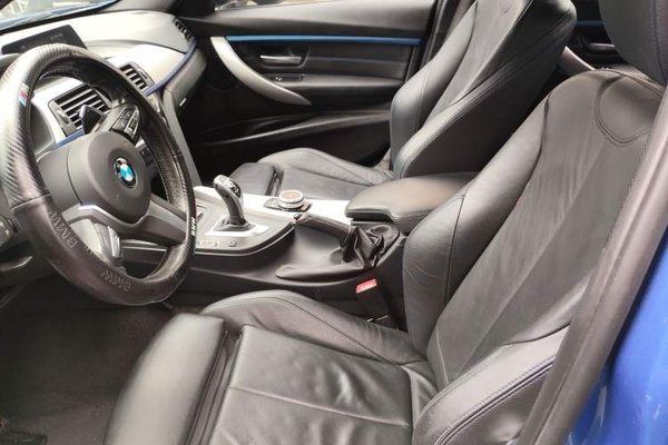 BMW 3 Series 2018, 93300 км, за 12132 USD - фото 15