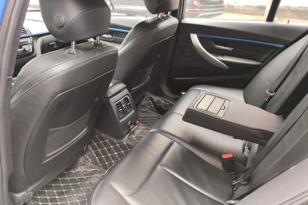 BMW 3 Series 2018, 93300 км, за 12132 USD - фото 17