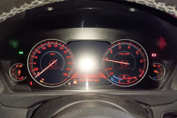 BMW 3 Series 2018, 121800 км, за 12367 USD - фото 11