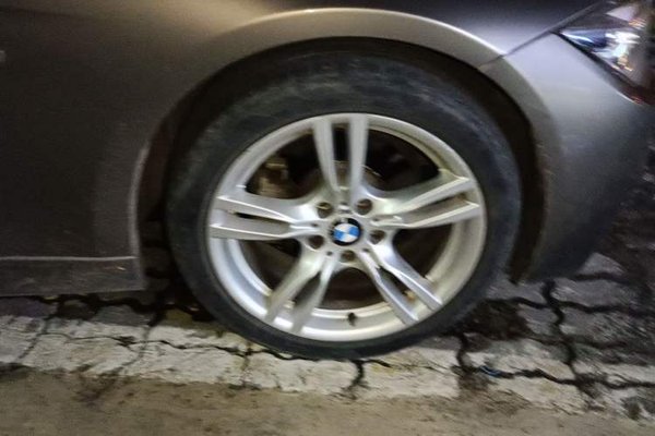 BMW 3 Series 2018, 121800 км, за 12367 USD - фото 8