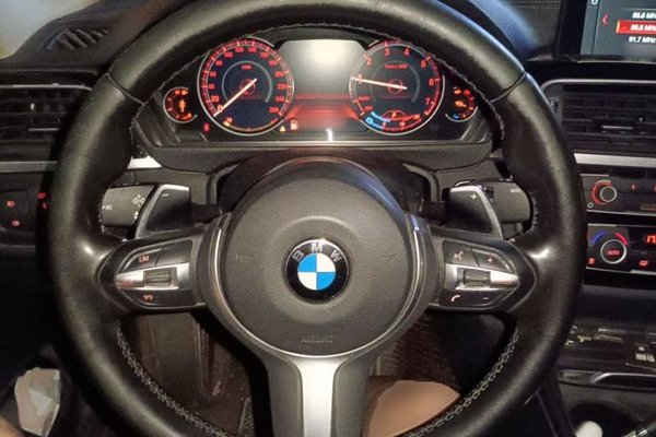 BMW 3 Series 2018, 121800 км, за 12367 USD - фото 10