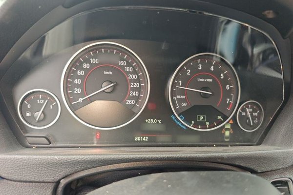 BMW 3 Series 2018, 80100 км, за 12167 USD - фото 10