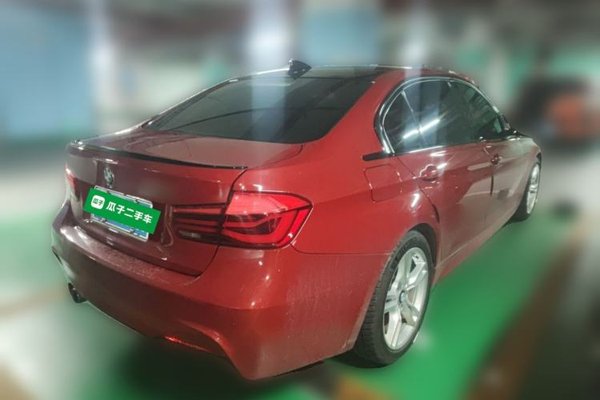 BMW 3 Series 2018, 85600 км, за 13679 USD