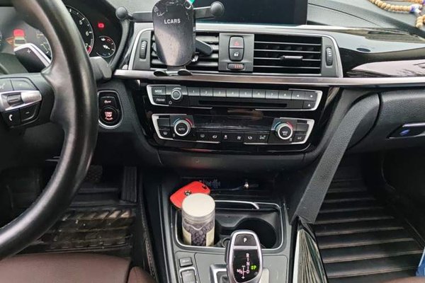 BMW 3 Series 2018, 110200 км, за 14778 USD - фото 13