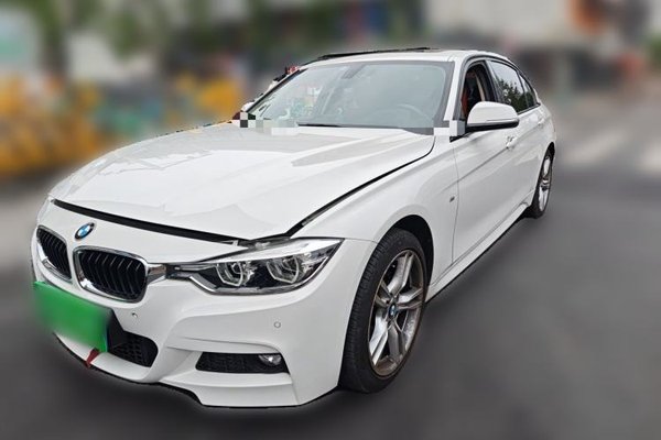 BMW 3 Series · 2018 год