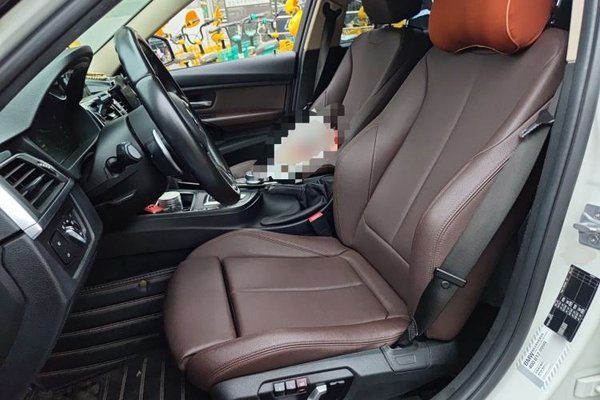 BMW 3 Series 2018, 110200 км, за 14778 USD - фото 15