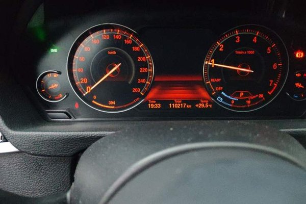 BMW 3 Series 2018, 110200 км, за 14778 USD - фото 12