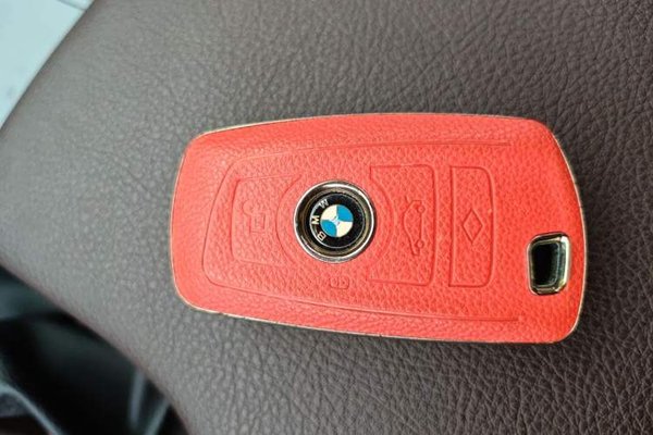 BMW 3 Series 2018, 110200 км, за 14778 USD - фото 20
