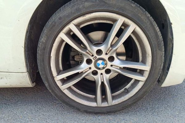 BMW 3 Series 2018, за 12961 USD