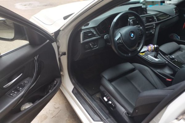 BMW 3 Series 2018, 59900 км, за 11002 USD - фото 16