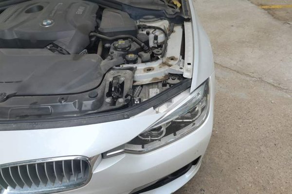 BMW 3 Series 2018, 59900 км, за 11002 USD - фото 22
