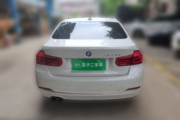 BMW 3 Series 2018, 59900 км, за 11002 USD