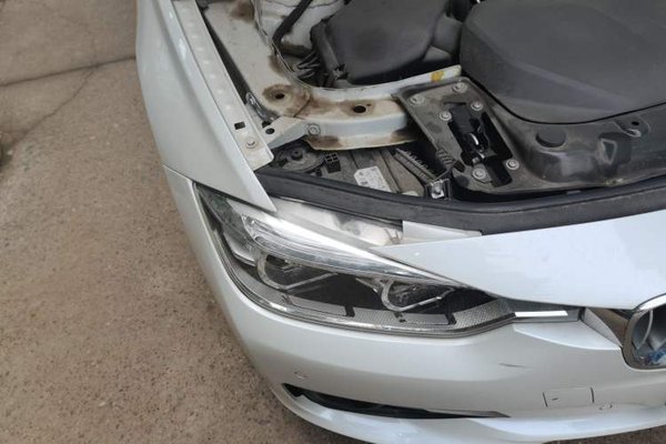 BMW 3 Series 2018, 59900 км, за 11002 USD - фото 7