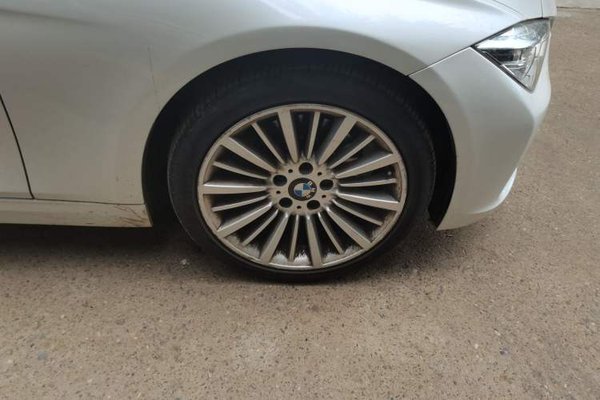 BMW 3 Series 2018, 59900 км, за 11002 USD - фото 8
