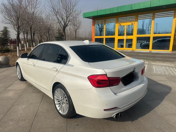 BMW 3 Series 2018, 60800 км, за 13185 USD