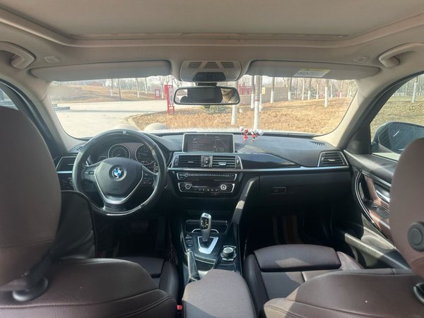 BMW 3 Series 2018, 60800 км, за 13185 USD - фото 7