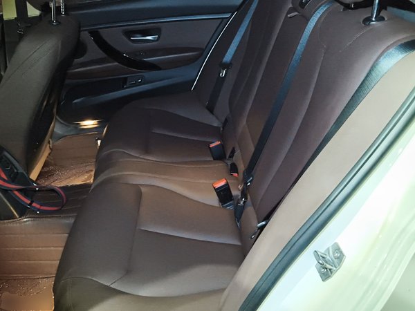 BMW 3 Series 2018, 68000 км, за 13983 USD - фото 13