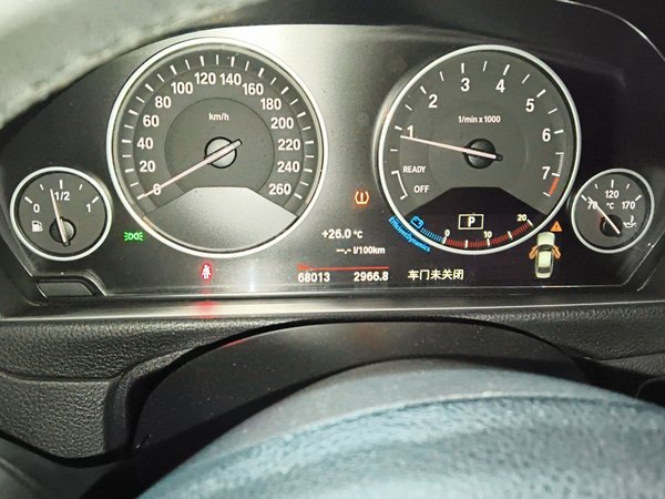 BMW 3 Series 2018, 68000 км, за 13983 USD - фото 10