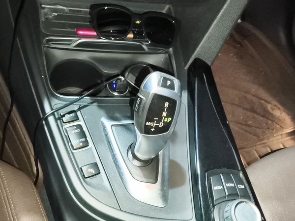 BMW 3 Series 2018, 68000 км, за 13983 USD - фото 16