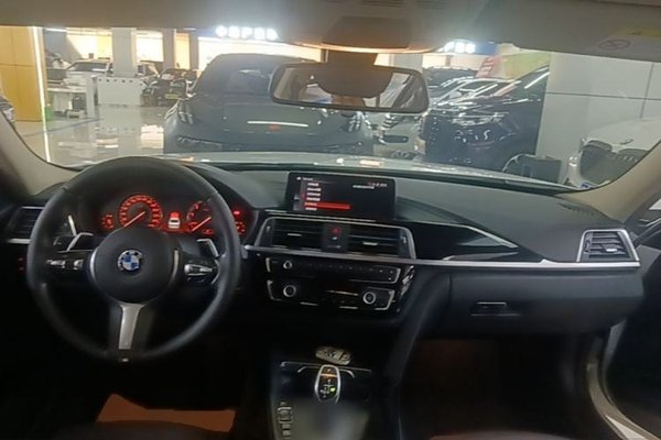 BMW 3 Series 2018, за 15293 USD - фото 13