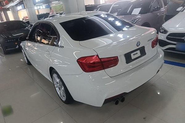 BMW 3 Series 2018, за 15293 USD