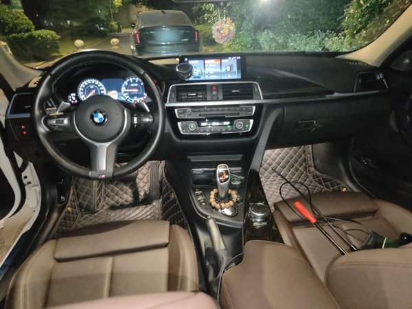 BMW 3 Series 2018, 88100 км, за 14588 USD - фото 10