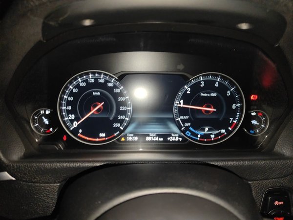 BMW 3 Series 2018, 88100 км, за 14588 USD - фото 12