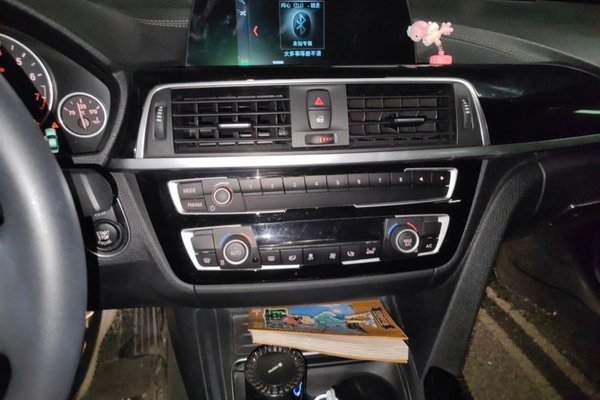BMW 3 Series 2018, 95100 км, за 11145 USD - фото 13