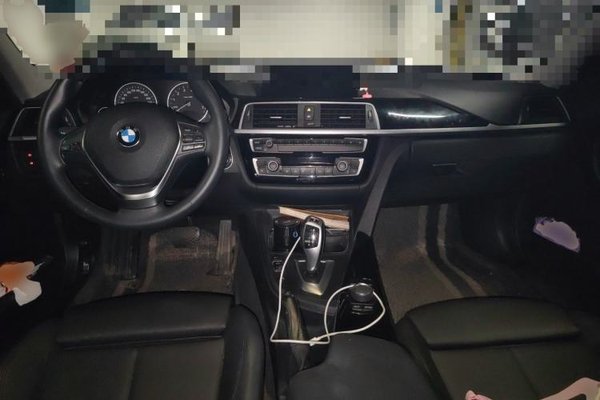 BMW 3 Series 2018, 95100 км, за 11145 USD - фото 9