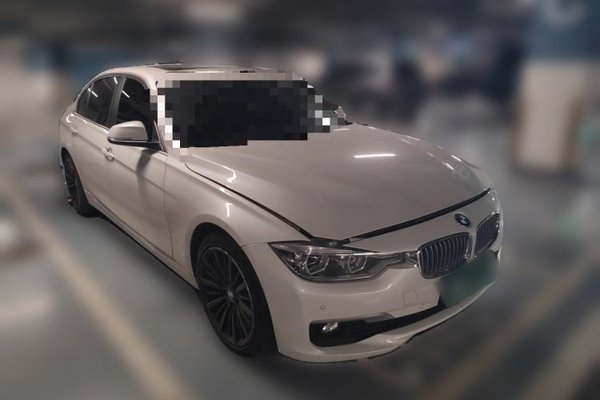 BMW 3 Series 2018, 95100 км, за 11145 USD