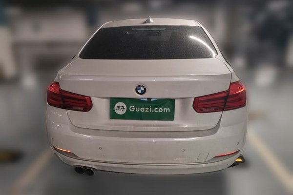 BMW 3 Series 2018, 95100 км, за 11145 USD