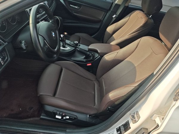 BMW 3 Series 2018, 97600 км, за 13410 USD - фото 18