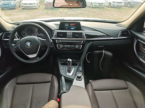 BMW 3 Series 2018, 97600 км, за 13410 USD - фото 13