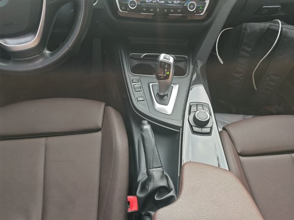 BMW 3 Series 2018, 97600 км, за 13410 USD - фото 17