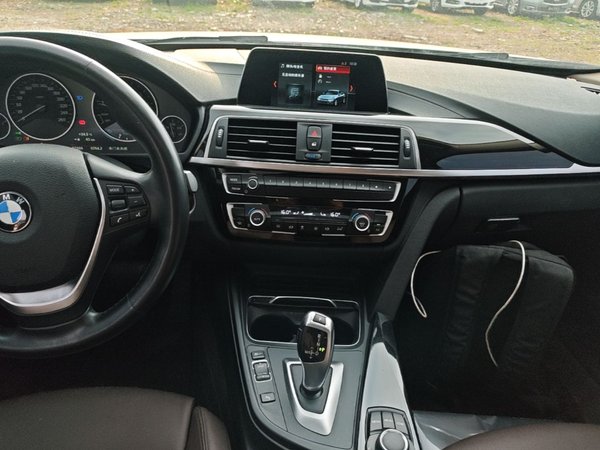 BMW 3 Series 2018, 97600 км, за 13410 USD - фото 16
