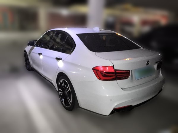 BMW 3 Series 2018, 98000 км, за 13304 USD