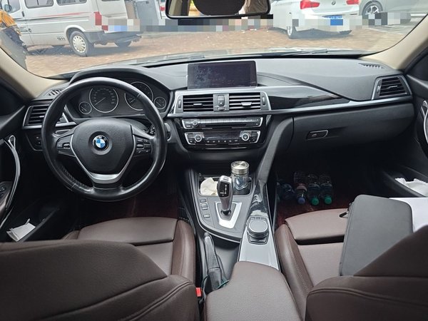 BMW 3 Series 2019, 84000 км, за 11792 USD - фото 10