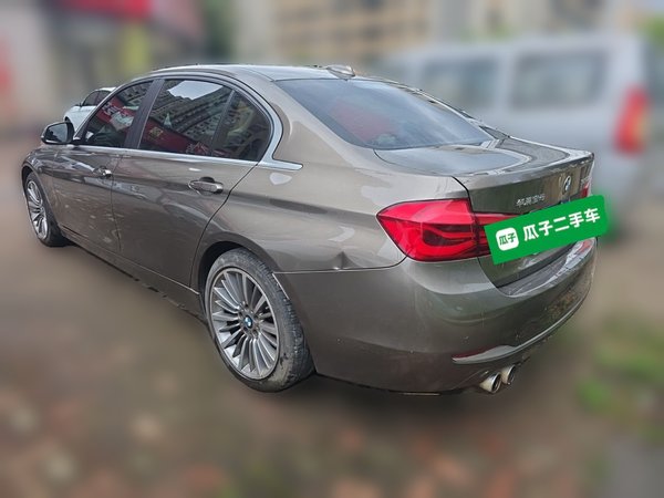 BMW 3 Series 2019, 84000 км, за 11792 USD