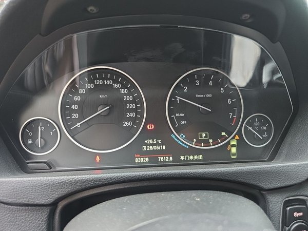 BMW 3 Series 2019, 84000 км, за 11792 USD - фото 12