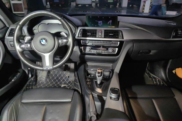BMW 3 Series 2019, 68900 км, за 16496 USD - фото 10