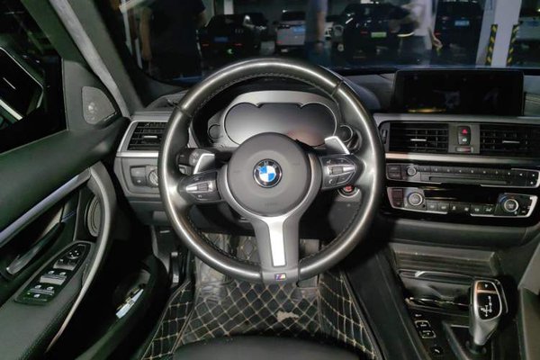 BMW 3 Series 2019, 68900 км, за 16496 USD - фото 11