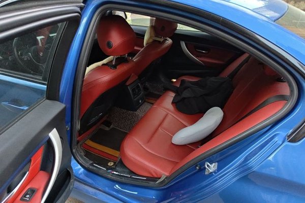 BMW 3 Series 2019, 79200 км, за 12542 USD - фото 17