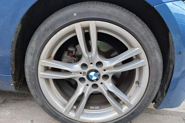 BMW 3 Series 2019, 79200 км, за 12542 USD - фото 9