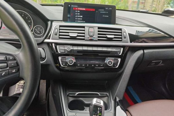 BMW 3 Series 2019, 76800 км, за 14241 USD - фото 10