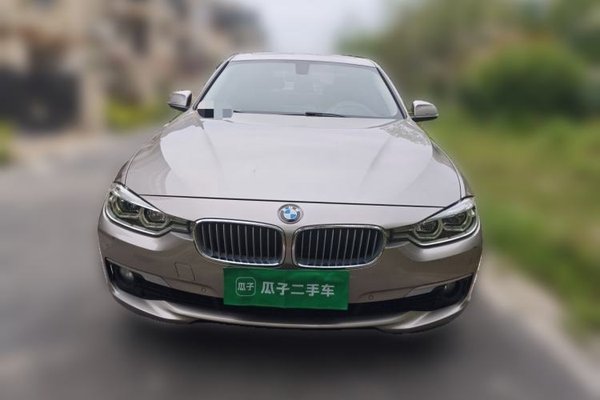 BMW 3 Series 2019, 76800 км, за 14241 USD