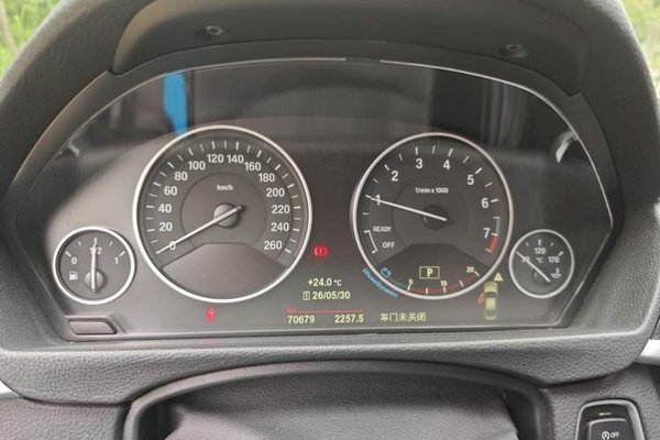 BMW 3 Series 2019, 76800 км, за 14241 USD - фото 8