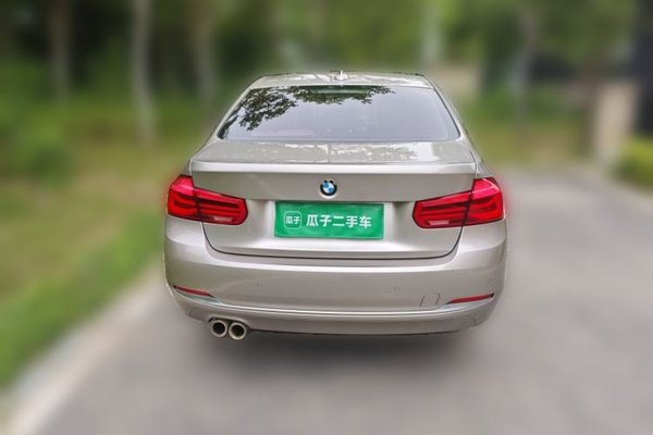 BMW 3 Series 2019, 76800 км, за 14241 USD